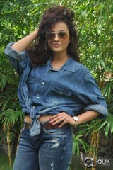 Seerat Kapoor at Run Raja Run Press Meet
